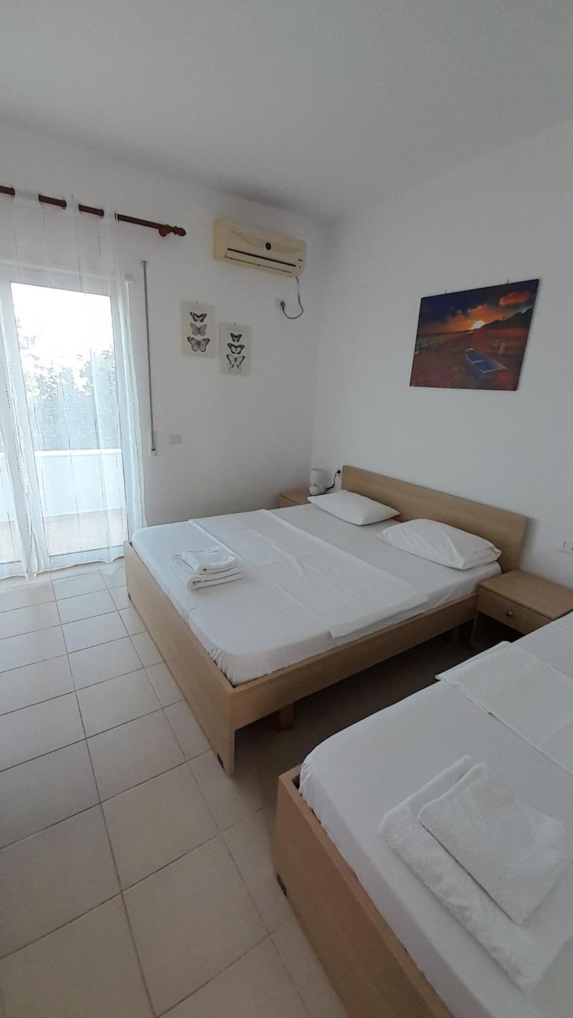 Hotel Elite 2 Kosta Dhërmi Esterno foto