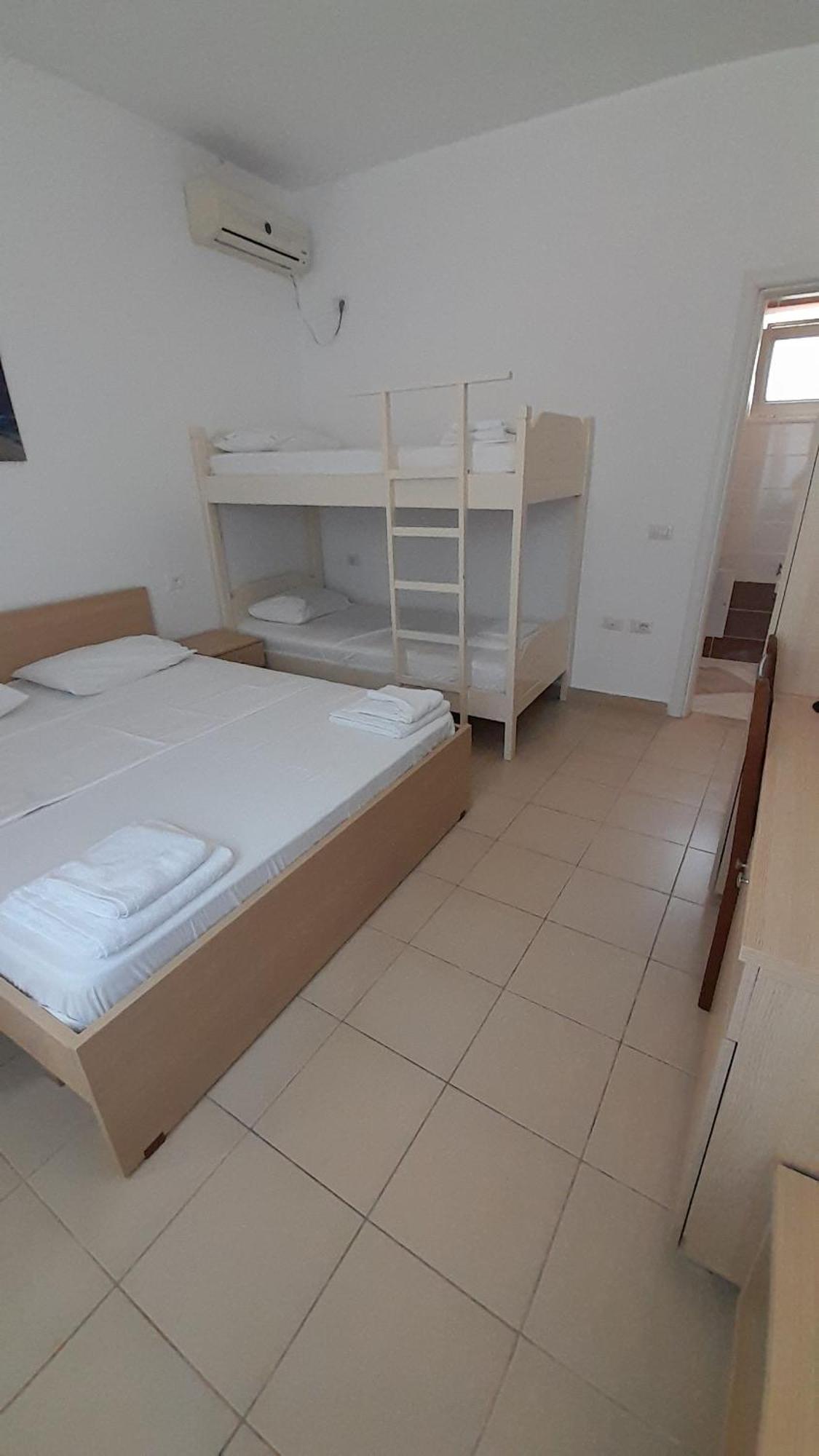 Hotel Elite 2 Kosta Dhërmi Esterno foto
