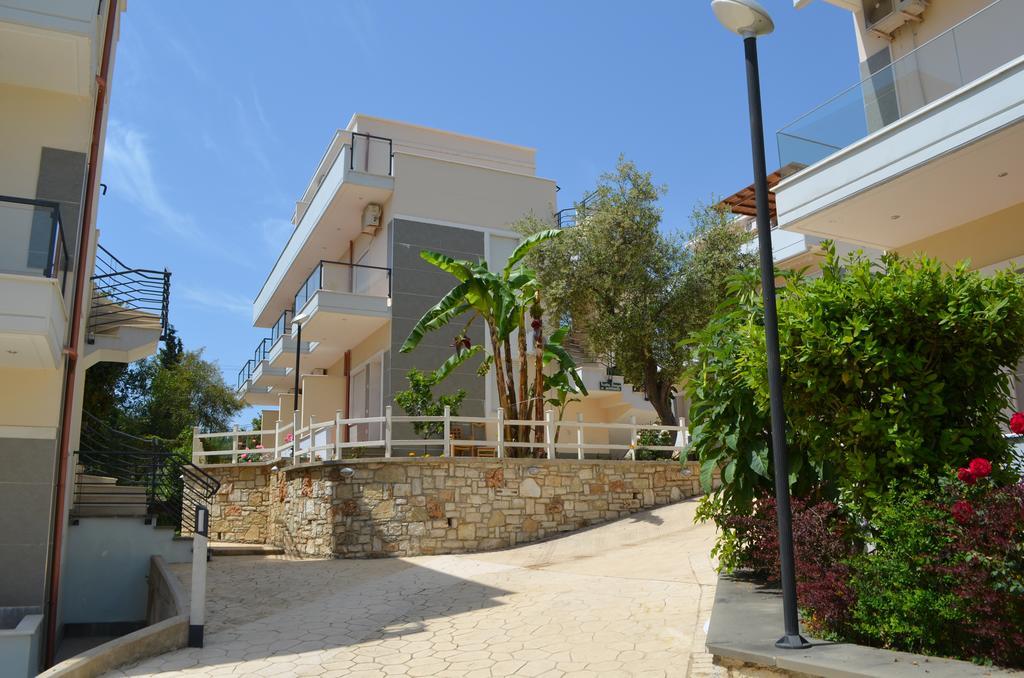 Hotel Elite 2 Kosta Dhërmi Esterno foto