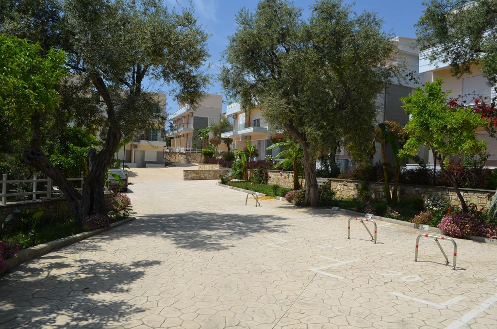 Hotel Elite 2 Kosta Dhërmi Esterno foto