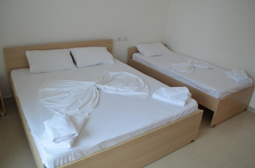 Hotel Elite 2 Kosta Dhërmi Esterno foto