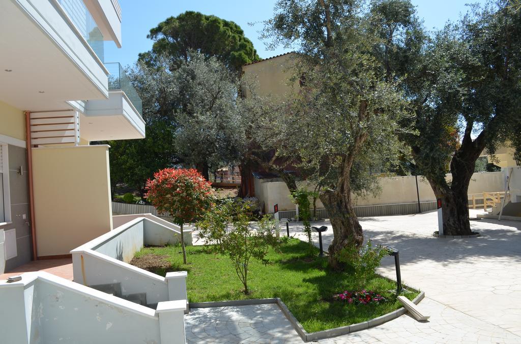 Hotel Elite 2 Kosta Dhërmi Esterno foto